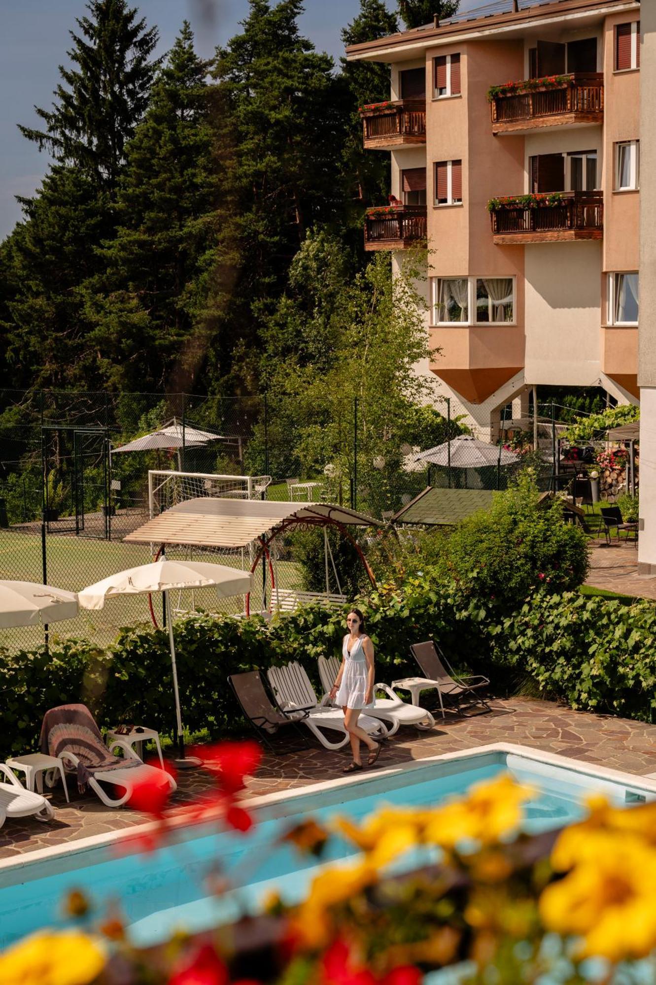 Hotel Scoiattolo Baselga di Pinè Exteriér fotografie
